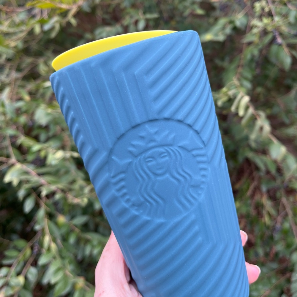 Starbucks 2024 Angular Blue Soft Touch Texture Pattern Ceramic Travel Mug - Picture 2 of 5